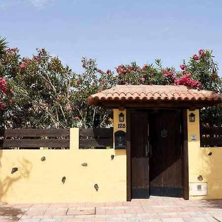 Aurora Mari Villa Your Dream Steps From The Ocean Shore Caleta de Fuste Exterior foto